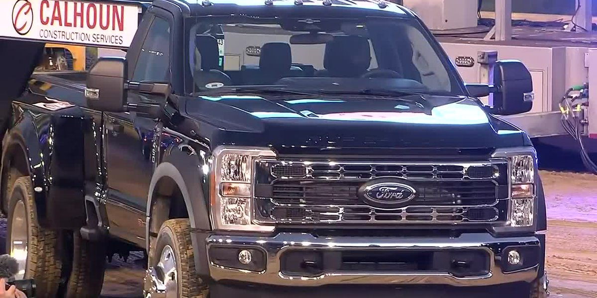 Ford Debuts All New F Series Super Duty Truck At Churchill Downs